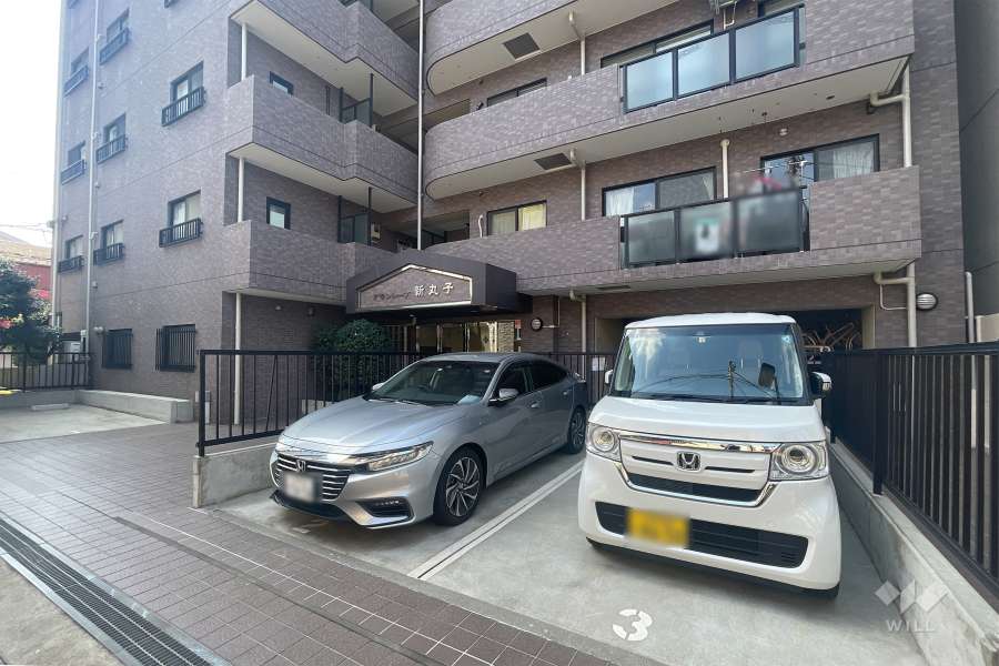 敷地内駐車場（屋外平面式）　