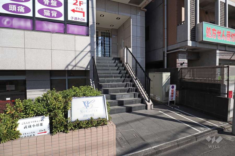エントランスアプローチ