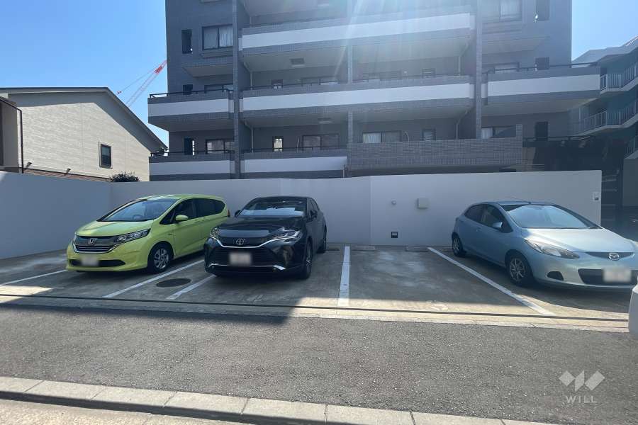 敷地内駐車場（屋外平面式）