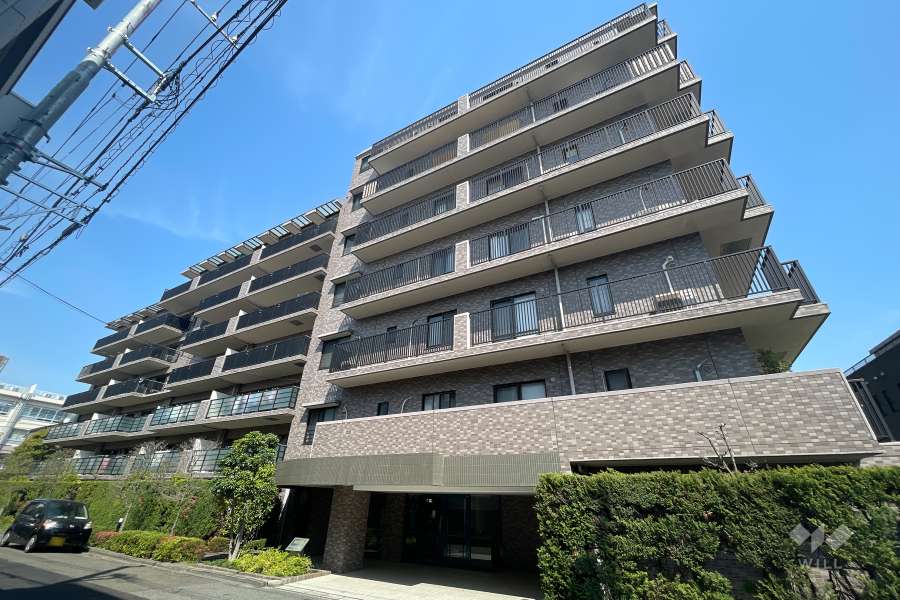 元住吉東パークホームズの外観（南西側から）
