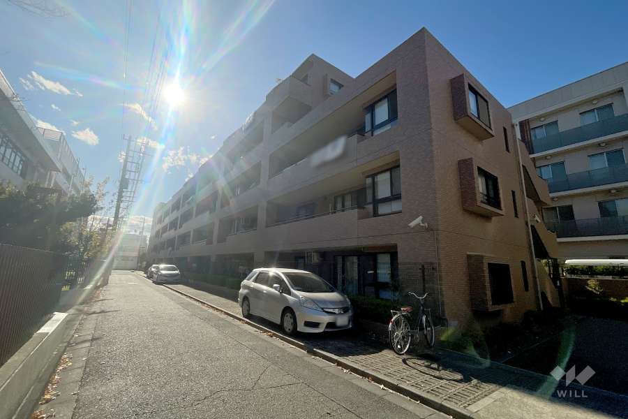 ライオンズマンション武蔵小杉第３の外観（北東側から）