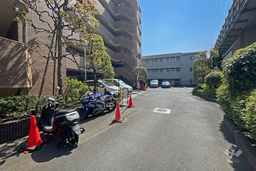 敷地内駐車場の出入り口