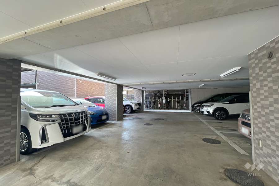 敷地内駐車場（屋内平面式・屋外平面式）