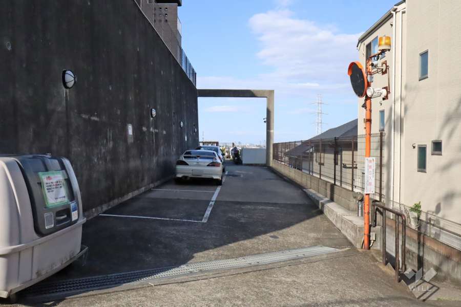 敷地内駐車場（屋外平面式）
