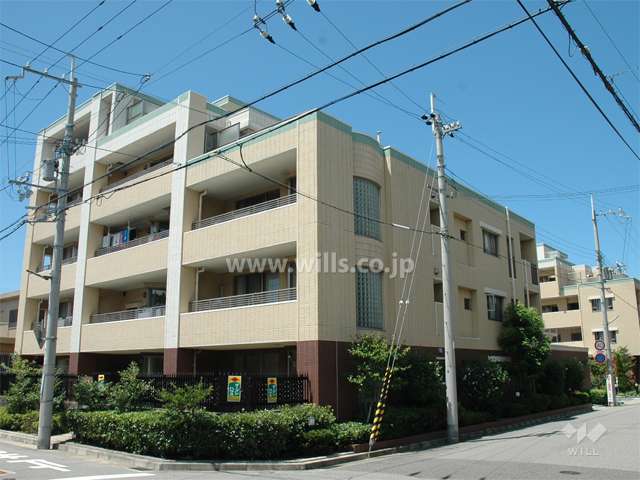 ライオンズマンション甲子園口ラルジュ壱番館の外観（北東側から）