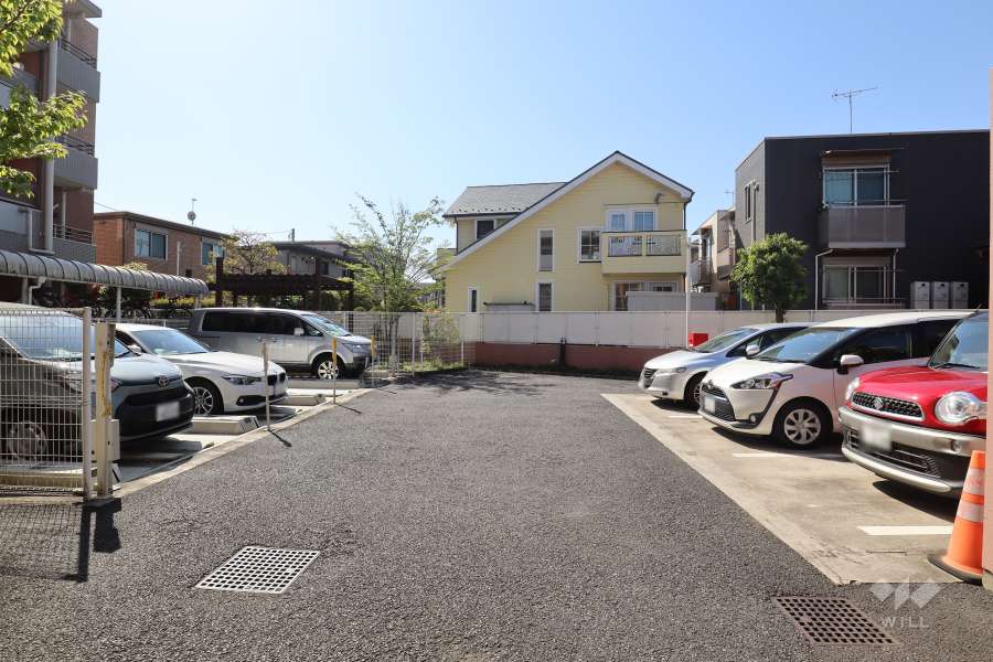 敷地内駐車場（屋外機械式・屋内平面式）