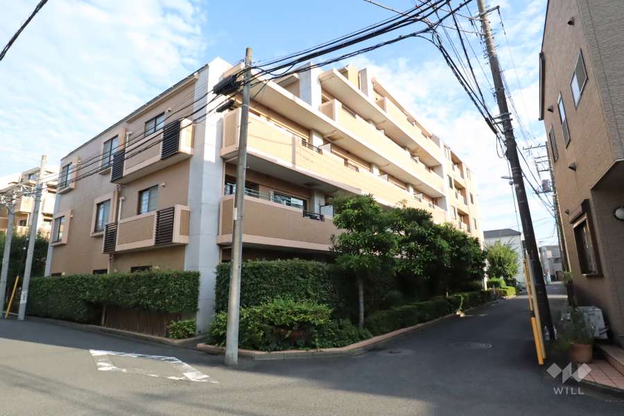 クレッセント武蔵新城ウエストの外観(北西側から)