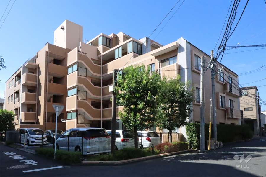 クレッセント武蔵新城ウエストの外観(北東側から)