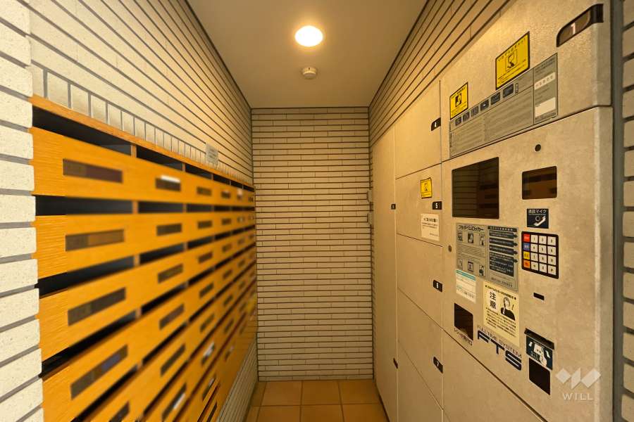 集合ポストと宅配ボックス