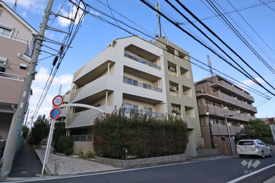 ヒューマンスクエア日吉ヒルテイジの外観(南西側から)