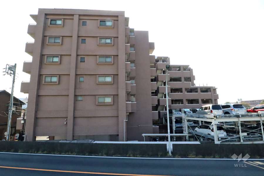 クリオ多摩川緑地壱番館の外観(北側から)