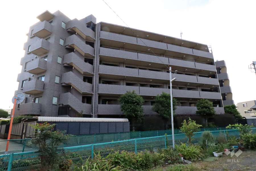 レーベンハイム元住吉パテラの外観(東側から)