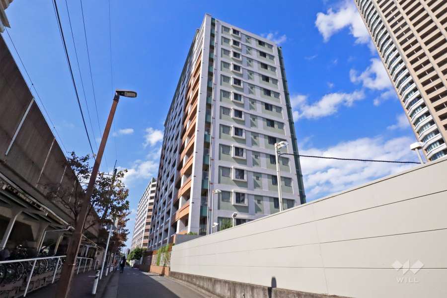 レアリス武蔵小杉の外観(南東側から)