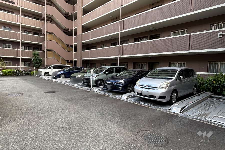 敷地内駐車場（屋外機械式）
