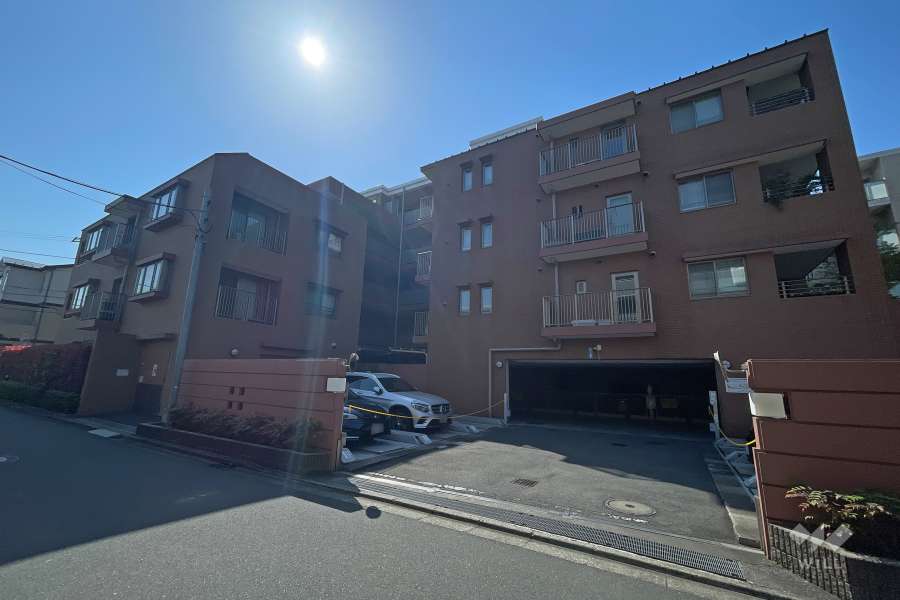 パークハウス元住吉の外観（北西側から）