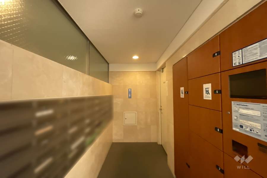 共用ポストと宅配ボックス