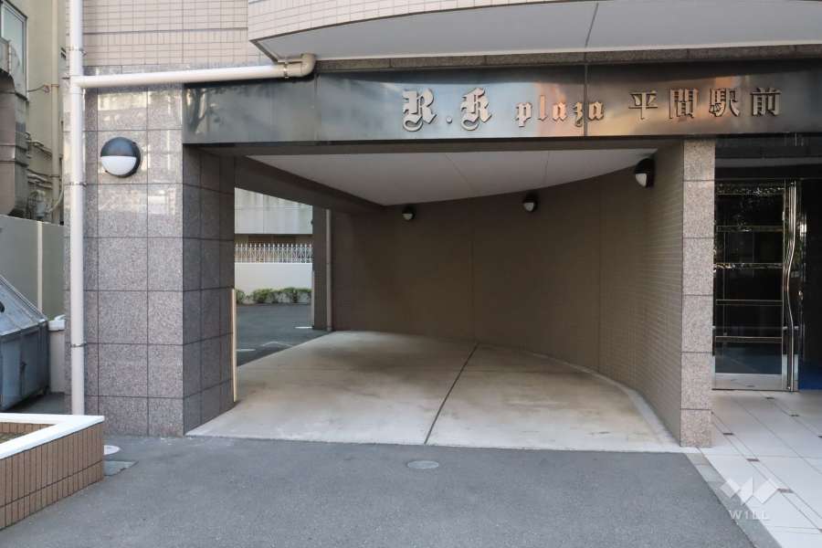 駐車場の出入り口