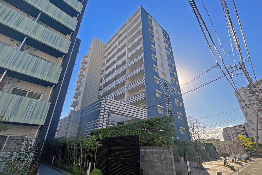 クレッセント武蔵小杉グランデイズ参番館の外観（北西側から）