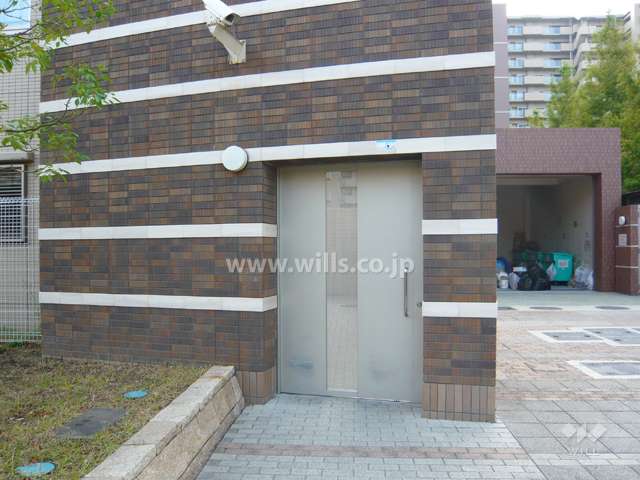 駐輪場出入り口