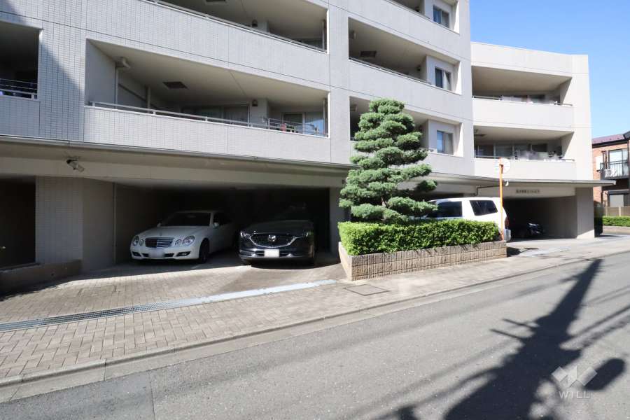 敷地内駐車場（屋内平面式）
