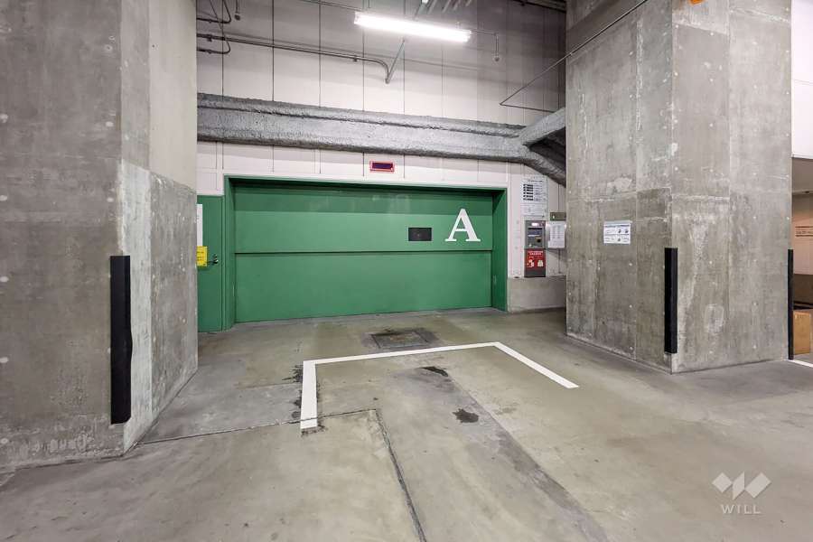 敷地内駐車場（屋内機械式）　