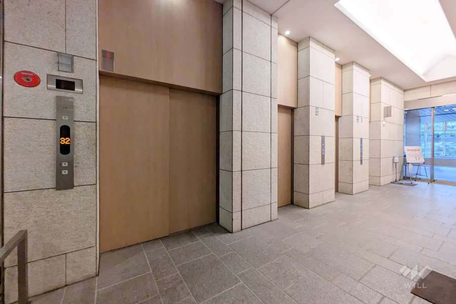 エレベーター　