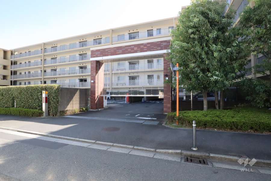 駐車場の出入り口