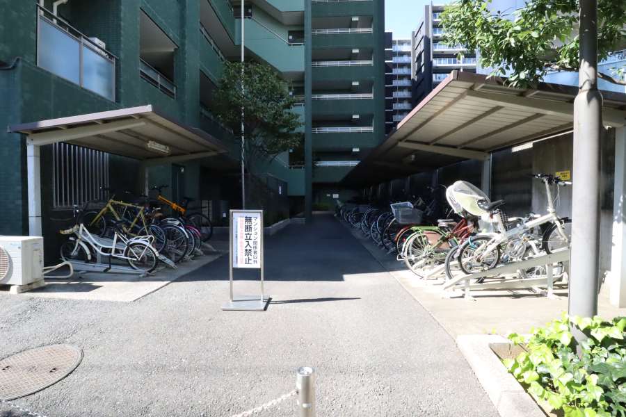 駐輪場