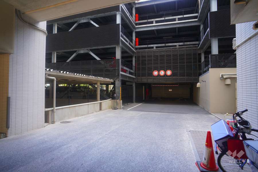 敷地内駐車場（屋内自走式）