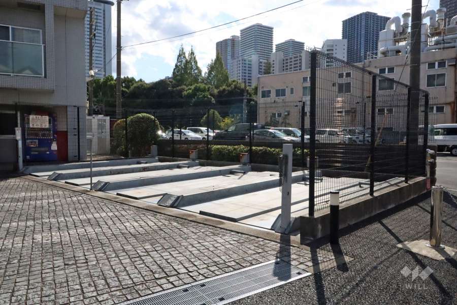 敷地内駐車場（屋外機械式）
