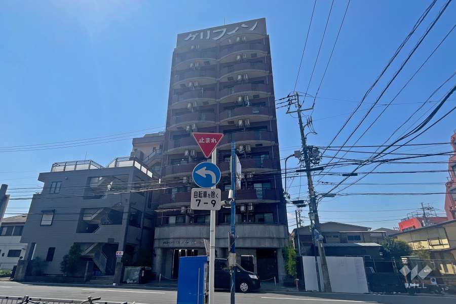 グリフィン武蔵新城ステーションプラザの外観（東側から）