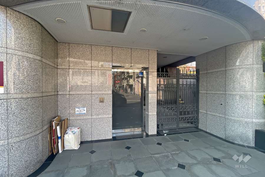 駐輪場出入口（オートロック）