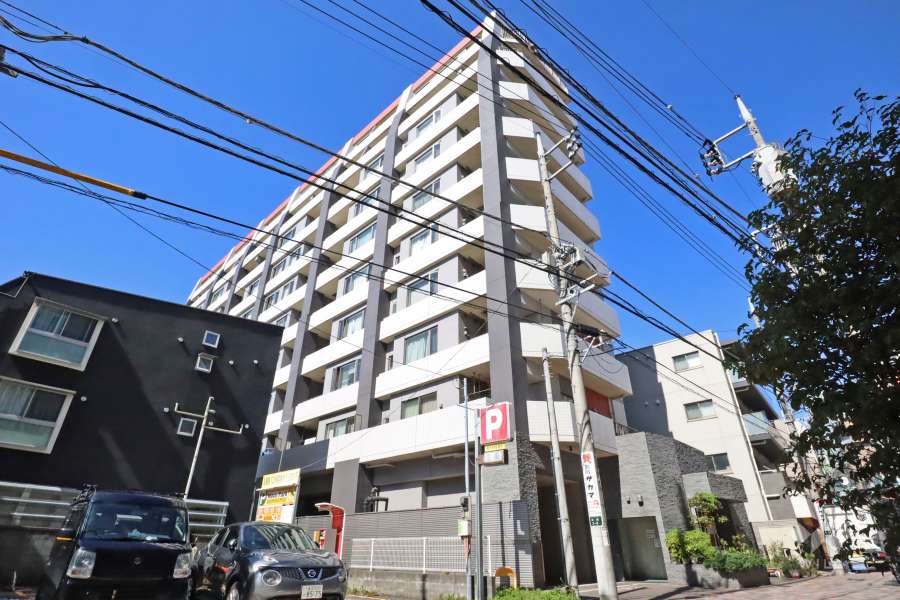 シェフルール元住吉の外観(南東側から)