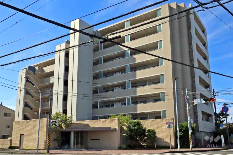 クレストフォルム武蔵小杉御殿町の外観（北東側から）