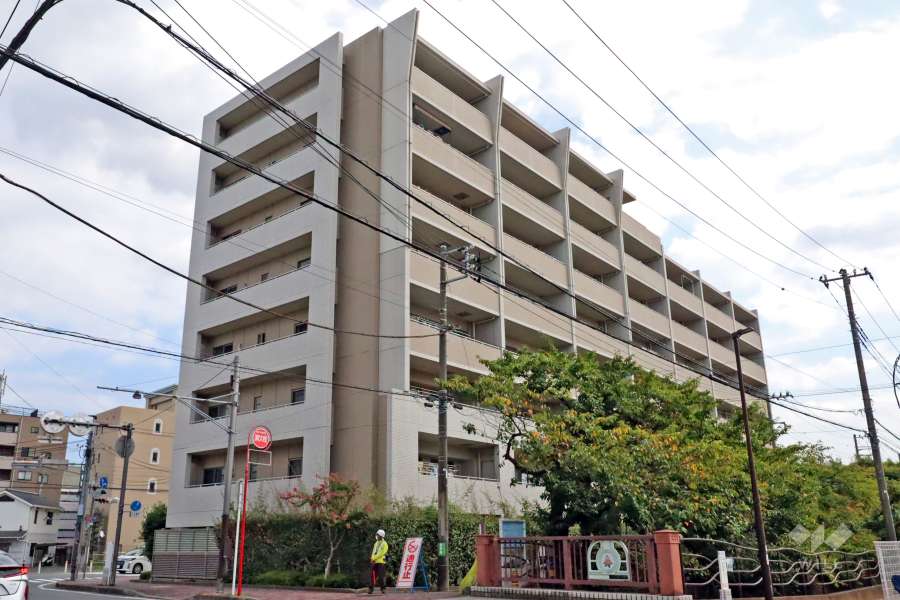 クレストフォルム武蔵小杉御殿町の外観（北西側から）