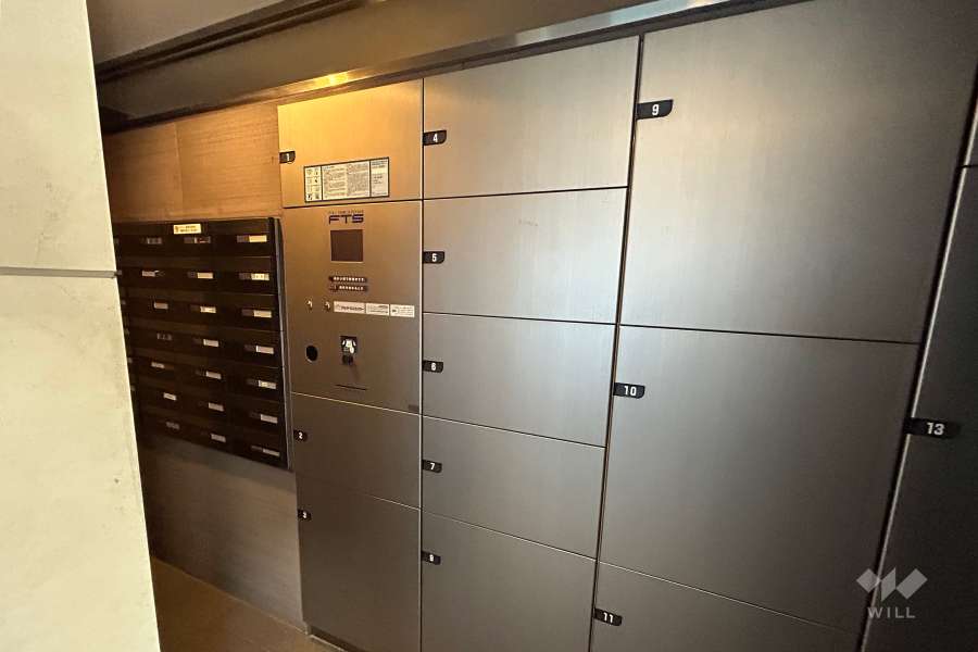 宅配ボックスと共用ポスト