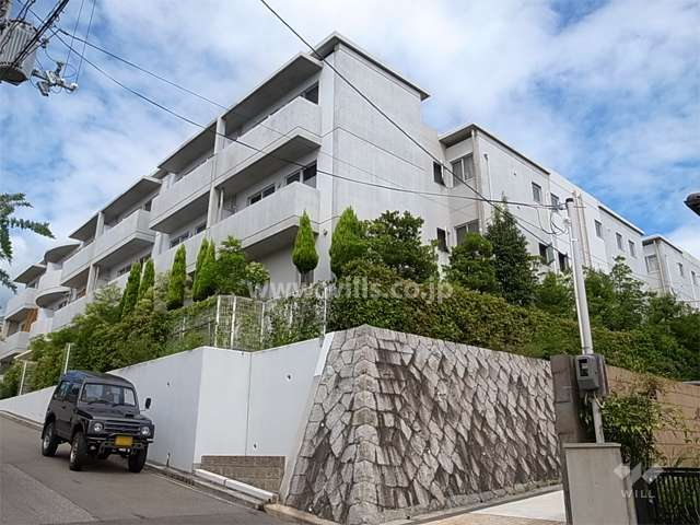 ナビールコート豊楽町の外観（南東側から）