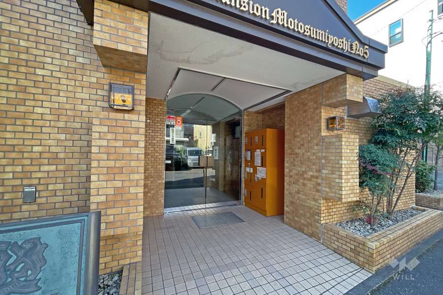 エントランスと宅配ボックス