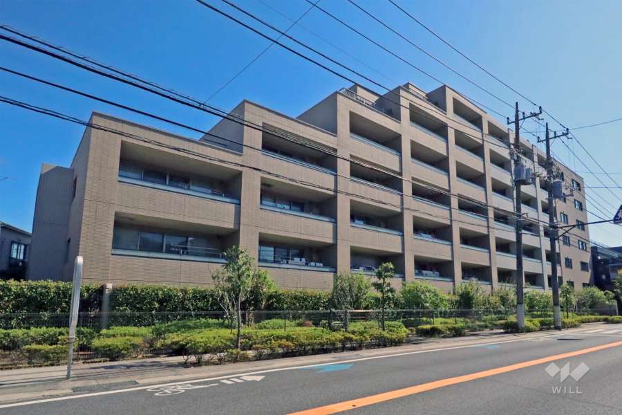 ジオイニシア武蔵小杉の外観(西側から)