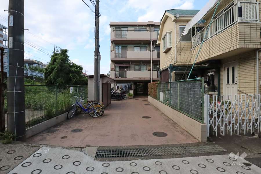 敷地の出入り口