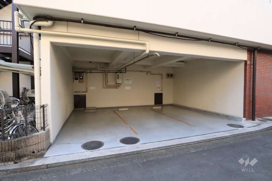 敷地内駐車場（屋内平面式）