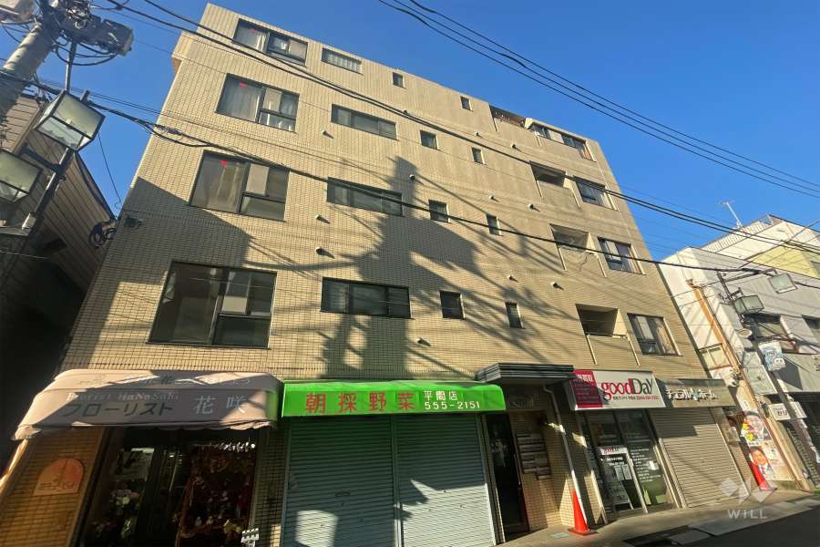 サンライズカトウの外観（南東側から）