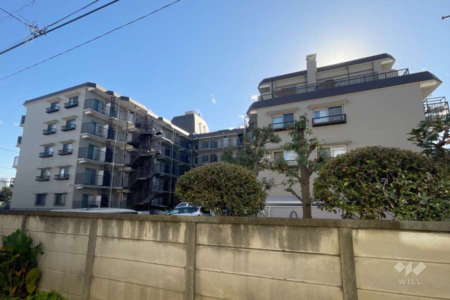 日商岩井第三武蔵小杉マンションの外観（北東側から）