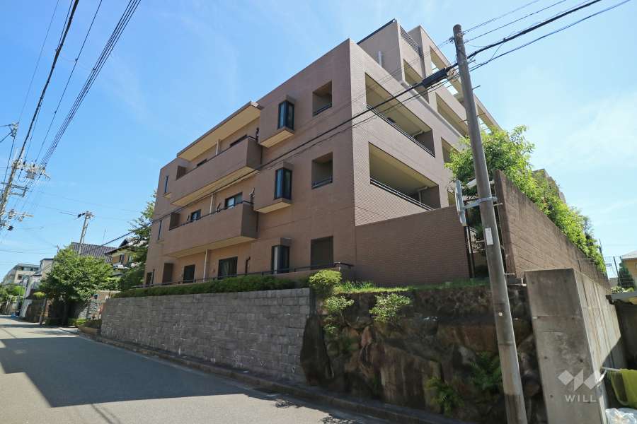 グランステイツ甲子園２番町の外観（西側から）