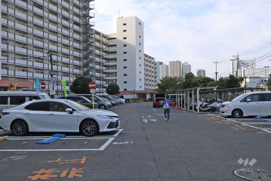 敷地内駐車場（屋外平面式）