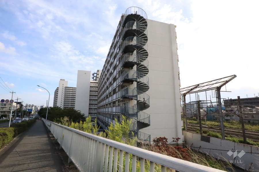 市ノ坪住宅の外観(北側から)