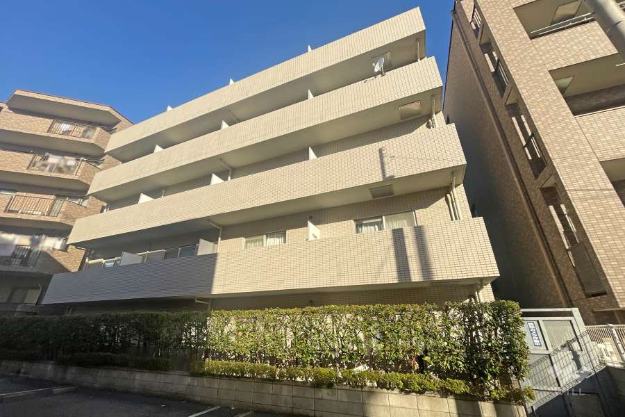 新川崎ダイカンプラザシティの外観（南東側から）