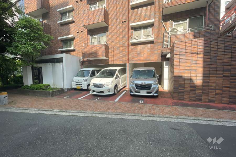 敷地内駐車場（屋外平面式）