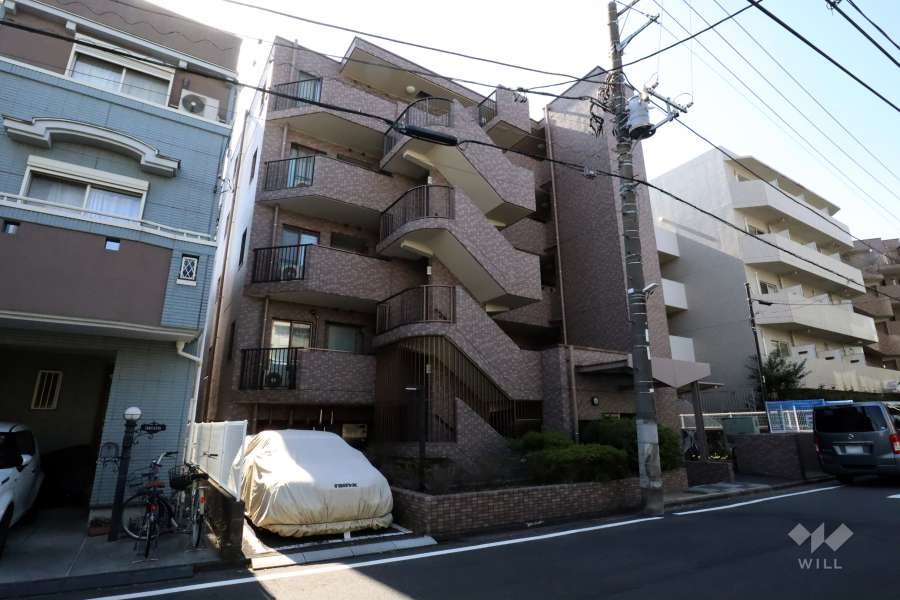 ロイヤルコーポ新川崎壱番館の外観（北東側から）