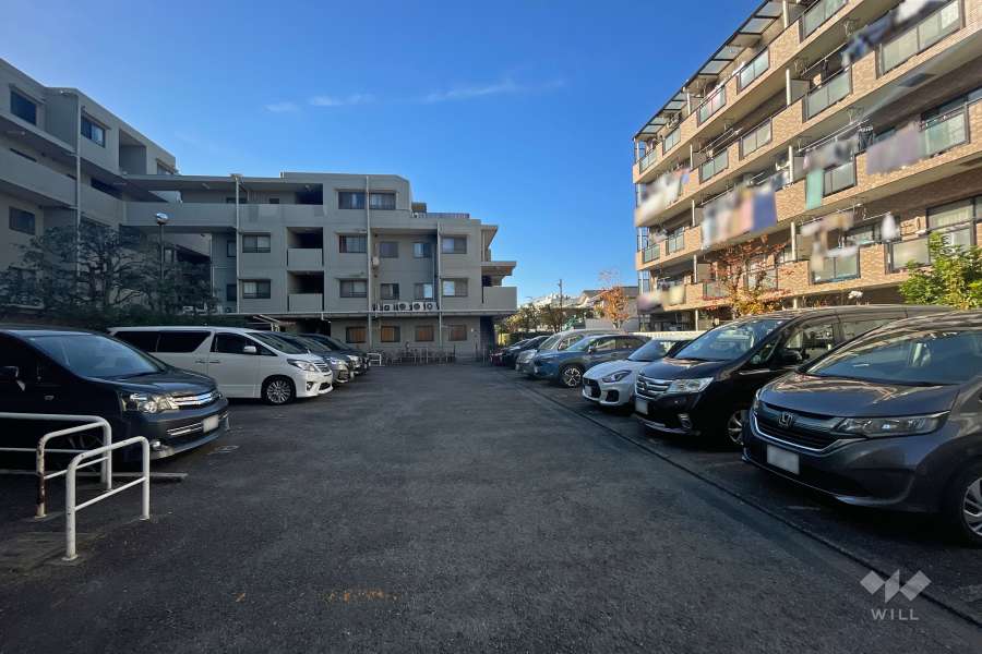 敷地内駐車場（屋外平面式）